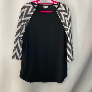 Black & White Chevron Print Randy Tunic, 2XL
